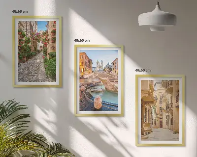 Triptykon billeder med ramme motiv af de charmerende gader ved springvandet