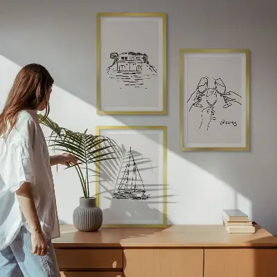 Triptykon billeder med ramme motiv af sejlbåd ved vandet