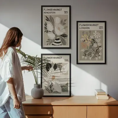 Triptykon billeder med ramme med motiv af retroblomster fra byer verden over