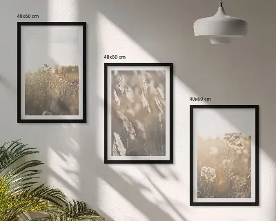 Billedvæg med naturmotiv landskab med græs og blomster i varme nuancer