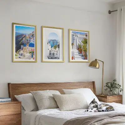 Triptykon med Santorini-arkitektur i Oia billeder med ramme