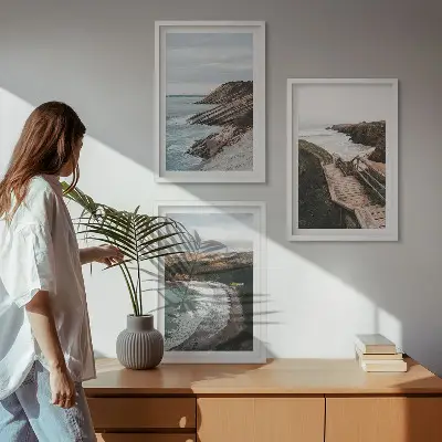 Billedvæg med kysttema udsigt over klipper og strandlandskaber