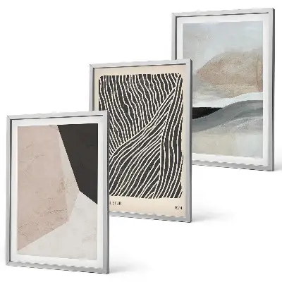 Triptykon med abstrakte mønstre i beige og grå nuancer med ramme