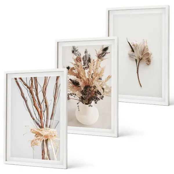 Billedsæt til soveværelset med minimalistiske blomster og grene