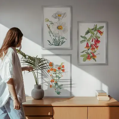Triptykon billeder med ramme med retro blomsterarrangementer