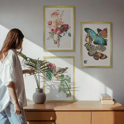 Billedsæt til soveværelset med blomster, sommerfugle og fugle i pastelnuancer
