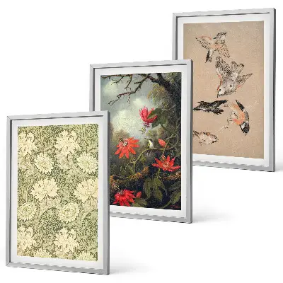 Billedvæg med inspiration af blomster, fugle og natur