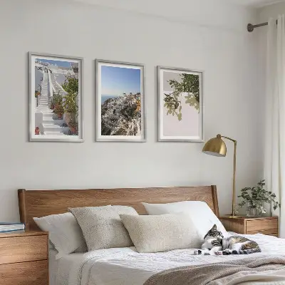 Triptykon med hvide trapper og Santorini-udsigt billeder med ramme