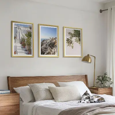 Triptykon med hvide trapper og Santorini-udsigt billeder med ramme