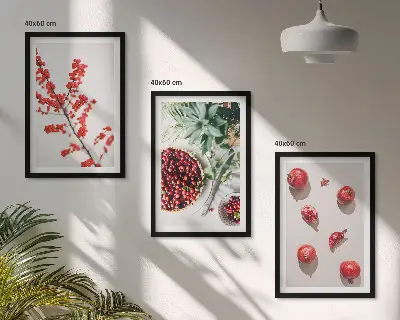 Sengesæt til soveværelset med minimalistisk motiv af røde frugter