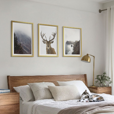 Billedvæg inspiration Bjerglandskab med hjorte