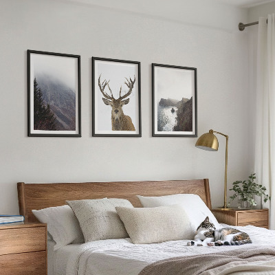 Billedvæg inspiration Bjerglandskab med hjorte