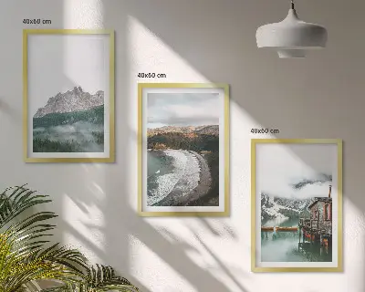 Billedvæg med træhus i bjerglandskab inspiration