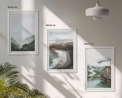 Billedvæg inspiration med motiver af bjerge, strand, skyer og vand
