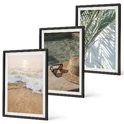 Triptykon med strandmotiv billede af strandhat og solbriller med ramme