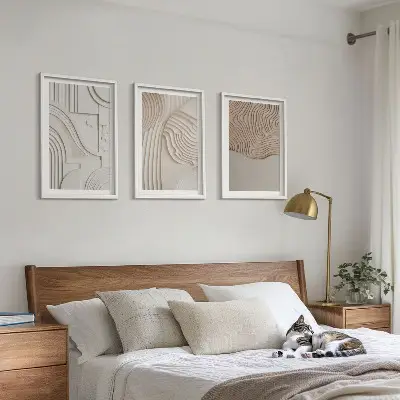 Billedvæg inspiration abstrakte mønstre i beige og hvid