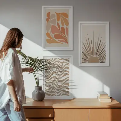 Billedsæt til soveværelset med sol og boho-pastelfigurer