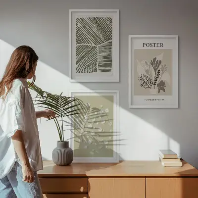Triptyk med plantemotiver dæmpede farver med ramme