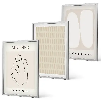 Triptykon med ramme med hvide og beige linjer og former