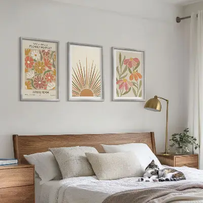 Billedsæt til soveværelset med pastel solblomster