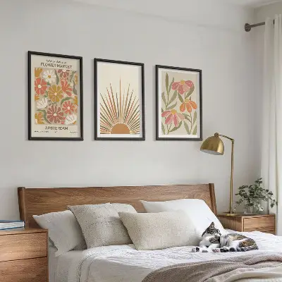 Billedsæt til soveværelset med pastel solblomster