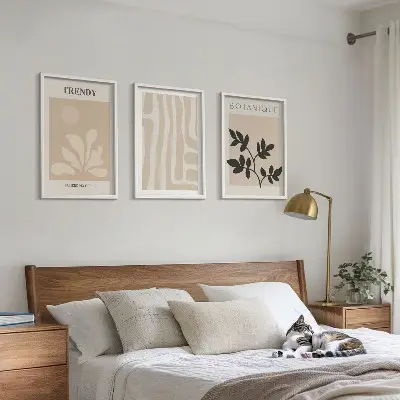 Triptykon med ramme stilfulde plantemønstre i beige og sort