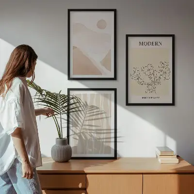 Billedvæg med abstrakte former inspiration med farver
