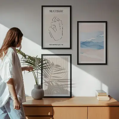 Triptyk med ramme linjer, bølger og pastel minimalisme