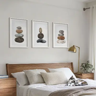 Triptyk med minimalistiske sten i boho-stil billeder med ramme