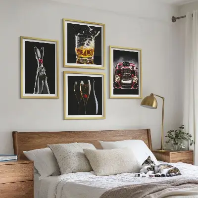 Billedsæt med rose-motiv vindistribueret kvindeben med ramme