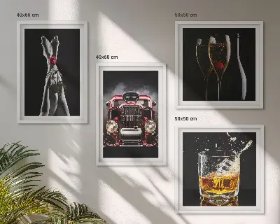 Billedsæt med rose-motiv vindistribueret kvindeben med ramme