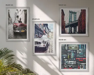 Billedvæg over sofa med retro motiv af gamle biler i Brooklyn