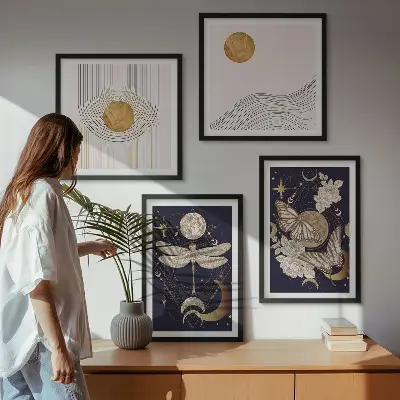 Billedvæg med naturmotiver plakatpakke med månen til ophæng over sofa