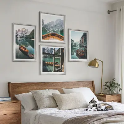 Hus ved bjergsøen billedsæt med ramme