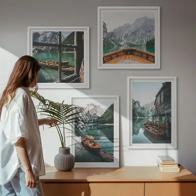 Hus ved bjergsøen billedsæt med ramme