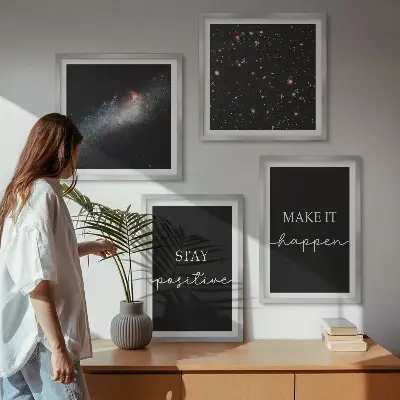 Billedvæg til over sofaen med motiverende slogans, stjerner og rumtempo
