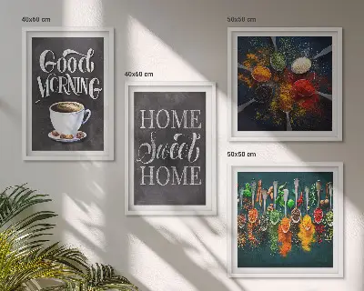 Billedsæt med ramme med motiver af krydderier, kaffe, kop og urter