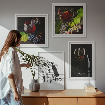 Billedsæt med ramme Glas vin med druer og indskrift