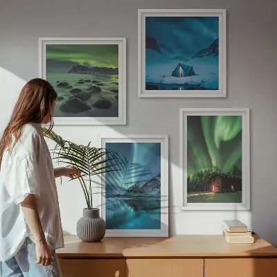 Billedsæt med ramme vinterlandskaber med aurora og bjerge