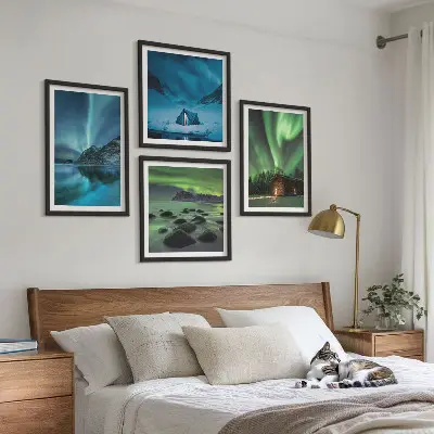 Billedsæt med ramme vinterlandskaber med aurora og bjerge
