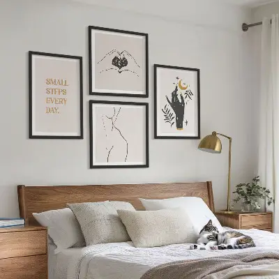 Minimalistiske boho-illustrationer billedvæg til over sofaen