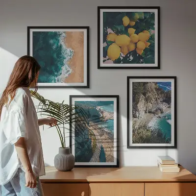 Billedsæt med ramme med motiv af hav, strand, citroner og bjerge