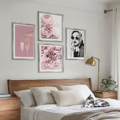 Blomsterplakat med pæoner og roser billedsæt med ramme