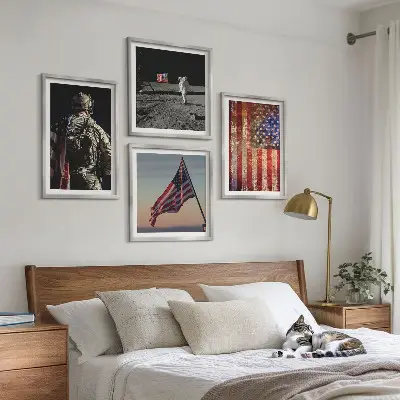 Billedvæg med amerikanske symboler USA flag motiv til over sofaen