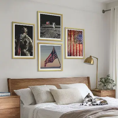 Billedvæg med amerikanske symboler USA flag motiv til over sofaen