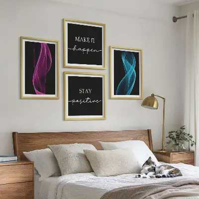 Billedvæg over sofa med neonlinjer i bølgemønster