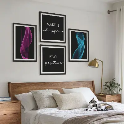 Billedvæg over sofa med neonlinjer i bølgemønster