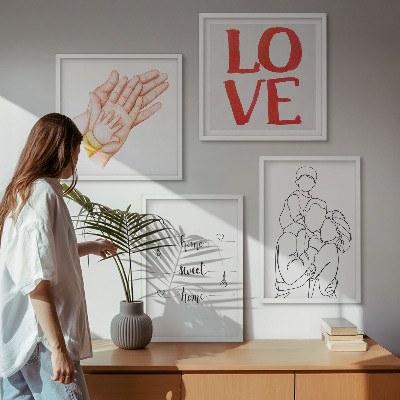 Billedvæg over sofa Familieillustrationer husskilte