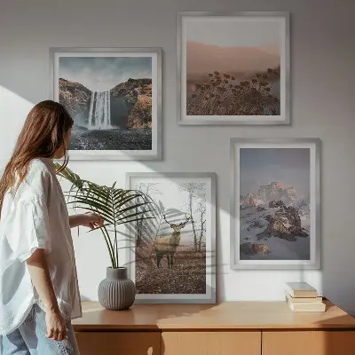 Billedvæg Vilde landskaber med bjerge og hjorte til ophængning over sofa