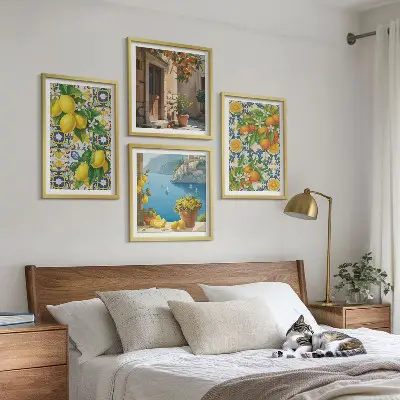 Billedsæt med ramme med motiver af citroner, blomster og appelsiner fra Italien